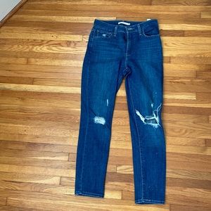 Levi’s high rise skinny jeans